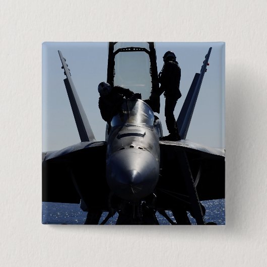 Piloten führen eine Vorflugkontrolle durch Button (Vorderseite)