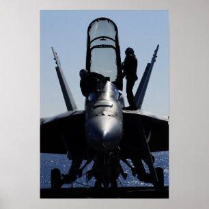 Piloten leitet eine Inspektion vor dem Flug Poster