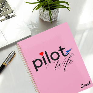 Pilotfrau-Typografie & Flugzeug einfach, minimalis Planer