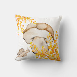 Pilz, Schnecke und gelbe Zweige im Herbst Kissen
