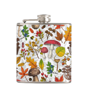 Pilze, Blätter, Nüsse und Beeren im Herbst auf Wei Flachmann