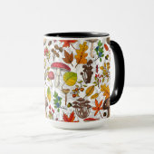 Pilze, Blätter, Nüsse und Beeren im Herbst auf Wei Tasse (VorderseiteRechts)