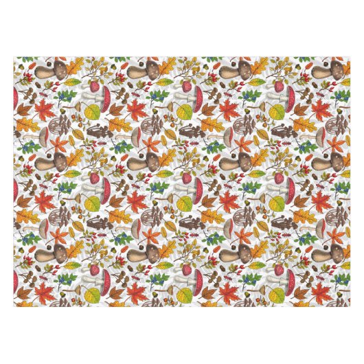 Pilze, Blätter, Nüsse und Beeren im Herbst auf Wei Tischdecke (Vorderseite (Horizontal))