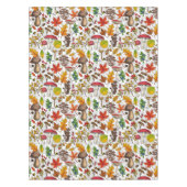 Pilze, Blätter, Nüsse und Beeren im Herbst auf Wei Tischdecke (Vorderseite)