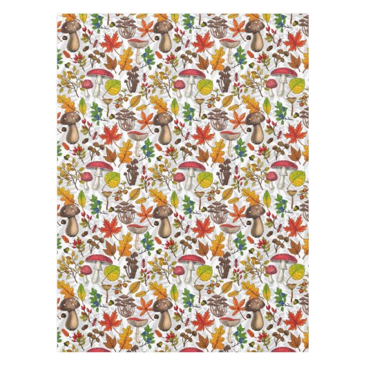 Pilze, Blätter, Nüsse und Beeren im Herbst auf Wei Tischdecke (Vorderseite)