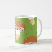 Pilze im Herbst: nahtloses grünes Muster. Kaffeetasse (VorderseiteRechts)