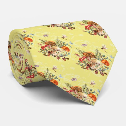 Pilze, Libellen, Motten und Schnecken Krawatte (Gerollt)