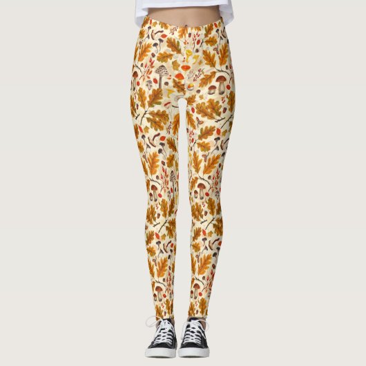 Pilze und Herbstflora auf Sahne Leggings (Vorderseite)