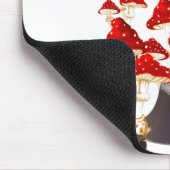 Pilzfliege und Bäume Mousepad (Ecke)