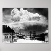 Pilzwolke über Nagasaki aus Koyagi-jima Poster (Vorne)