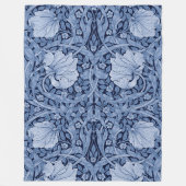 Pimpernel Blue Monotone, William Morris Fleecedecke (Vorderseite)