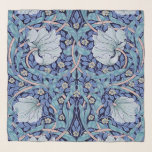 Pimpernel Blue, William Morris Schal<br><div class="desc">William Morris (24. März 1834 - 3. Oktober 1896) war ein britischer Textilingenieur, Dichter, Romanautor, Übersetzer und sozialistischer Aktivist, der mit der British Arts and Crafts Movement assoziiert ist. Er trug maßgeblich zur Wiederbelebung der traditionellen britischen Textilkunst und -methoden bei. Seine literarischen Beiträge trugen dazu bei, das moderne Fantasy-Genre zu...</div>