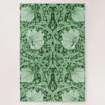 Pimpernel Green, William Morris Puzzle<br><div class="desc">William Morris (24. März 1834 - 3. Oktober 1896) war ein britischer Textilingenieur, Dichter, Romanautor, Übersetzer und sozialistischer Aktivist, der mit der British Arts and Crafts Movement assoziiert ist. Er trug maßgeblich zur Wiederbelebung der traditionellen britischen Textilkunst und -methoden bei. Seine literarischen Beiträge trugen dazu bei, das moderne Fantasy-Genre zu...</div>