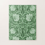 Pimpernel Green, William Morris Puzzle<br><div class="desc">William Morris (24. März 1834 - 3. Oktober 1896) war ein britischer Textilingenieur, Dichter, Romanautor, Übersetzer und sozialistischer Aktivist, der mit der British Arts and Crafts Movement assoziiert ist. Er trug maßgeblich zur Wiederbelebung der traditionellen britischen Textilkunst und -methoden bei. Seine literarischen Beiträge trugen dazu bei, das moderne Fantasy-Genre zu...</div>