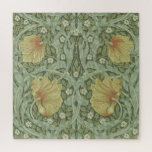 Pimpernel Pattern (von William Morris) Puzzle<br><div class="desc">Dieses Design zeichnet sich durch einen Ausdruck eines Tapetendesigns aus, das von dem britischen Künstler William Morris (1834-1896) entworfen wurde, der mit der Kunsthandwerksbewegung in Verbindung steht. Es ist ein Blumenmuster mit gewundenen grünen Blätter, die sich um Chrysanthemum, Jasmin und Pimpernell-Blume verflechten. Auch zwischen den Blume gibt es Weidenzweige. Das...</div>
