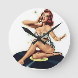 Pin Up Girl sitting on Record Runde Wanduhr