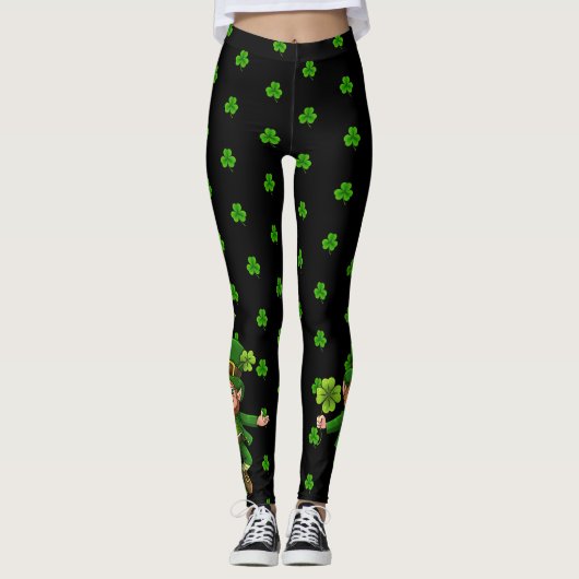 Pinch Proof Happy St. Patrick's Day Green Clover Leggings (Vorderseite)