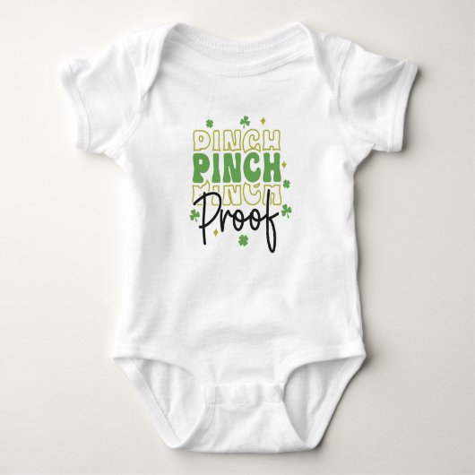 Pinch Proof St. Patricks Day Baby Strampler (Vorderseite)