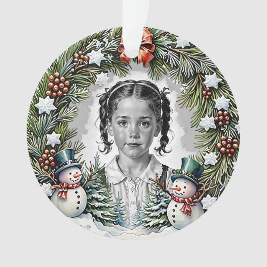 Pine and Snowmen Custom Christmas Foto Round Ornament (Vorderseite)