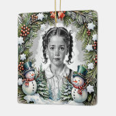 Pine and Snowmen Custom Christmas Foto Square Keramikornament (Links)