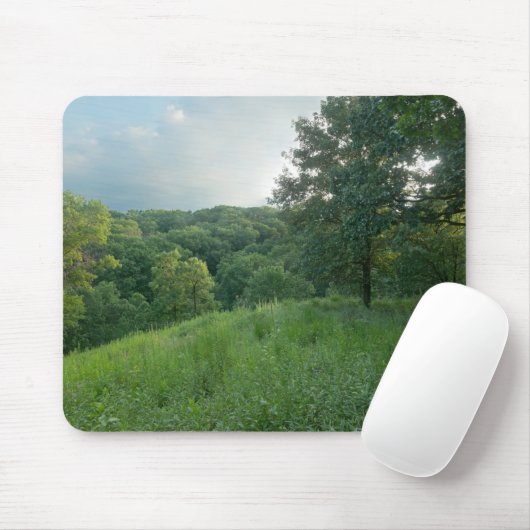 Pine Bend Bluff mit Blick auf die Wälder des Tals Mousepad (Mit Mouse)