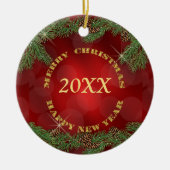 Pine Bough Gold Text Red Christmas Keramikornament (Vorne)