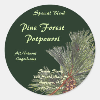 Pine Bough on Forest Green Runder Aufkleber