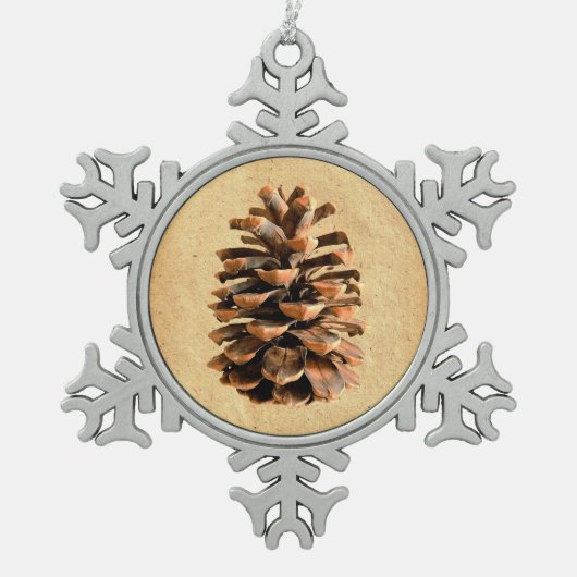 Pine Cone Schneeflocken Zinn-Ornament (Vorderseite)