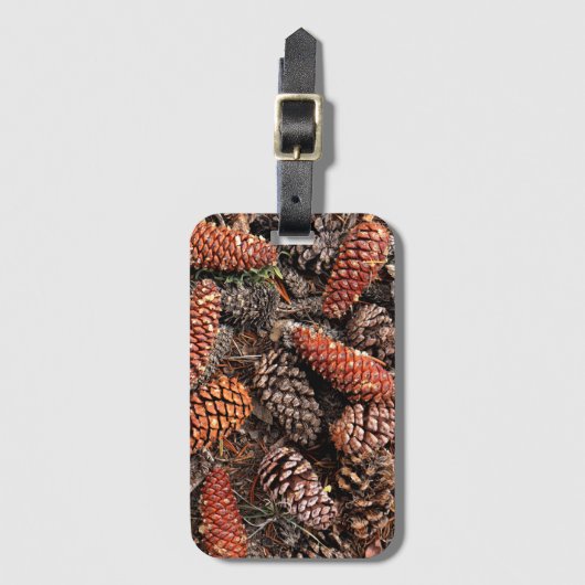Pine Cones Gepäckanhänger (Vorderseite Vertikal)