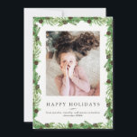 Pine Holiday und Chalkboard | Weihnachts-Foto<br><div class="desc">Diese hübsche Weihnachtskarte mit grünen Aquarellkiefern mit braunen Nadelkronen und einem trendigen schwarzen Chalkboard-Look auf der Rückseite. Fügen Sie Ihr persönliches Lieblings-Foto hinzu. Kunst über LABFreations.</div>