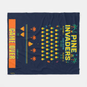 Pine Invaders Pineaple Empire Retro Games Series Fleecedecke (Vorderseite (Horizontal))