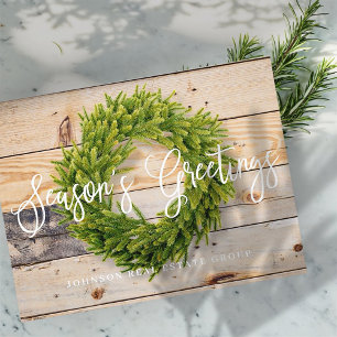 Pine Kreath auf Holz   Die Grüße der Saison Feiertagspostkarte