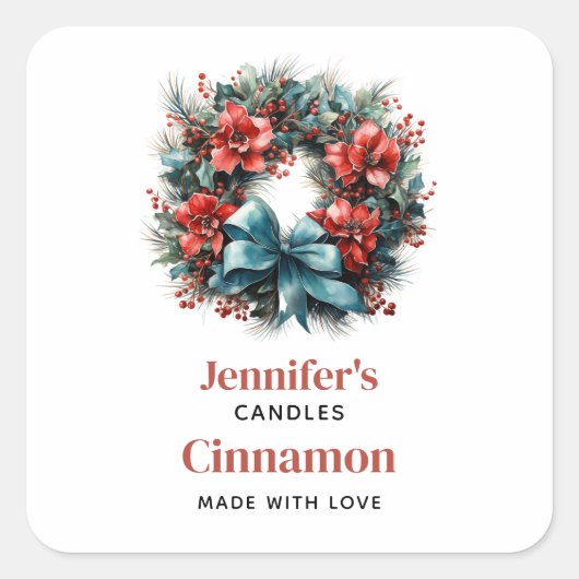 Pine Kreath mit Holly Christmas Candle Crafting Quadratischer Aufkleber (Vorderseite)