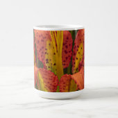 "Pine Lily" Premium Schlüsselanhänger Kaffeetasse (Mittel)