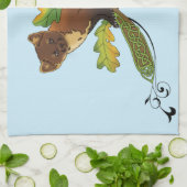 Pine Marten Herbstleaves Geschirrtuch (Gefaltet)