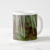Pine Needles and Rain 20 oz Tasse (Vorderseite Rechts)