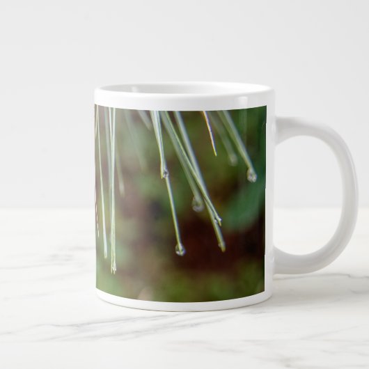 Pine Needles and Rain 20 oz Tasse (Rechts)