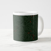 Pine Needles und Red Berries Jumbo-Tasse (Vorderseite Rechts)