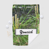 Pine Needles von Kenneth Yoncich Golfhandtuch (Insitu)