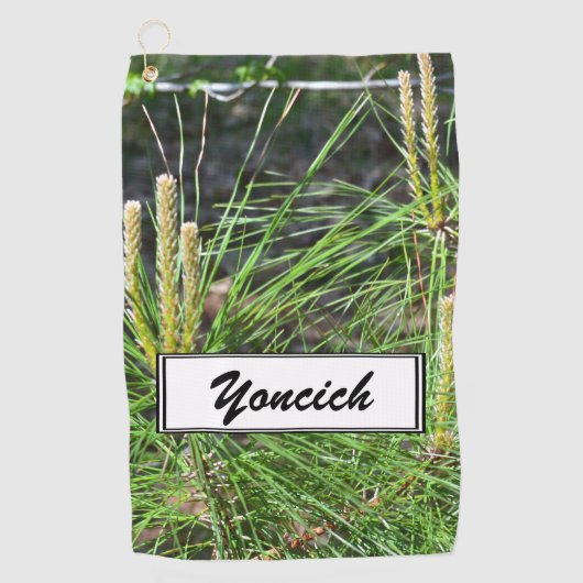 Pine Needles von Kenneth Yoncich Golfhandtuch (Vorderseite)