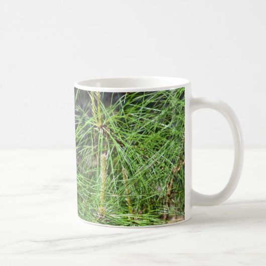 Pine Needles von Kenneth Yoncich Kaffeetasse (Rechts)