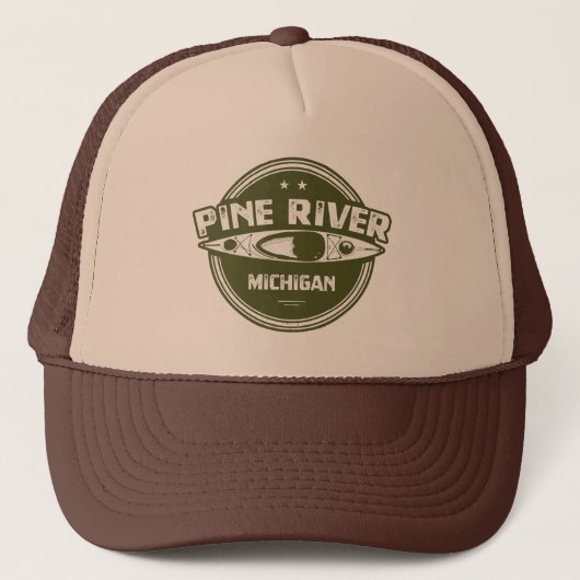Pine River Michigan Kayaking Truckerkappe (Vorderseite)
