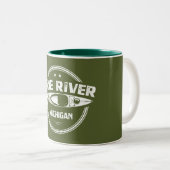 Pine River Michigan Kayaking Zweifarbige Tasse (VorderseiteRechts)