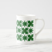 Pine Snowflakes Knochen China Tasse (Rechts)