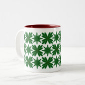 Pine Snowflakes Tasse 11oz. (Vorderseite Links)
