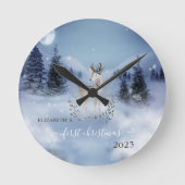 Pine Tree Fores, Deer Blue Holiday Runde Wanduhr (Vorderseite)