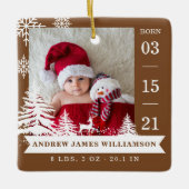 Pine Tree & Snow Baby Birth Stats & Fotos Brown Keramikornament (Vorderseite)