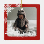 Pine Tree & Snow Baby Birth Stats & Photos Red Keramikornament (Rückseite)