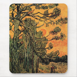 Pine Trees gegen einen roten Himmel mit Einstellun Mousepad