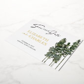 Pine Trees Minimalistisch Elegante Save the Date Folieneinladung (Gedreht)